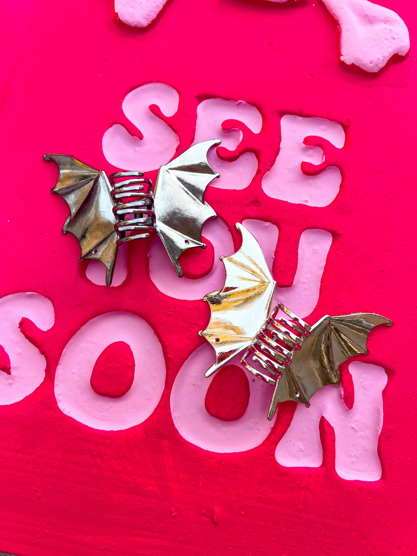 Metal Bat Wing Claw Hair Clip