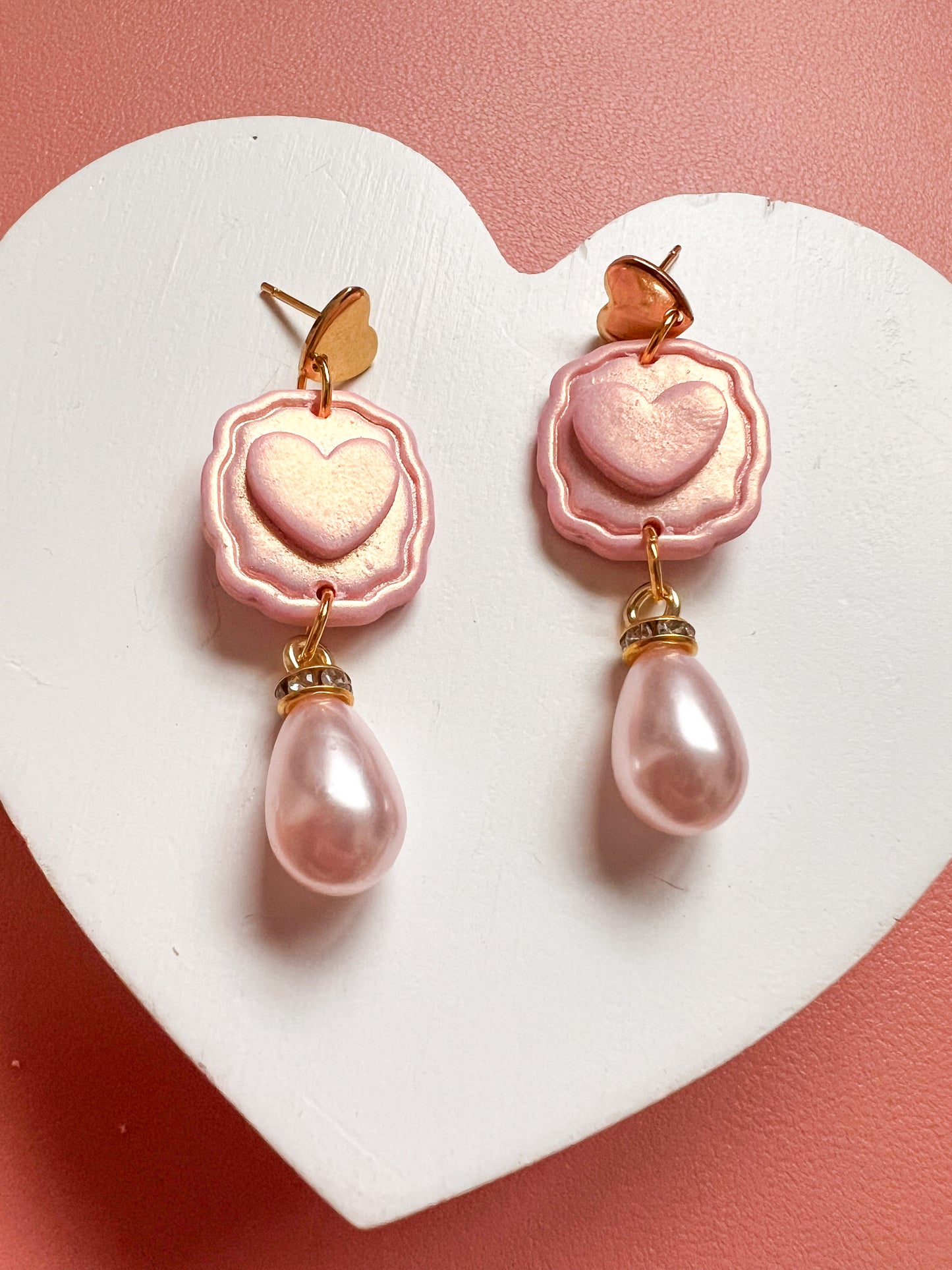 Framed Heart Dangles w/ Drop