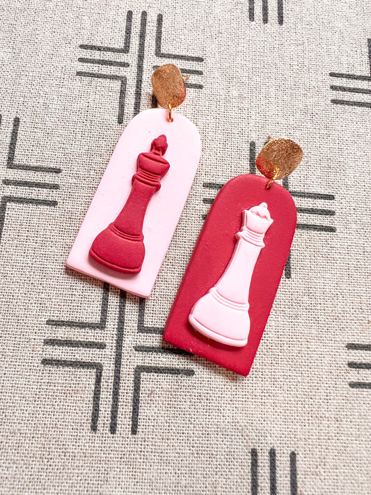 Mismatched Chess Dangles