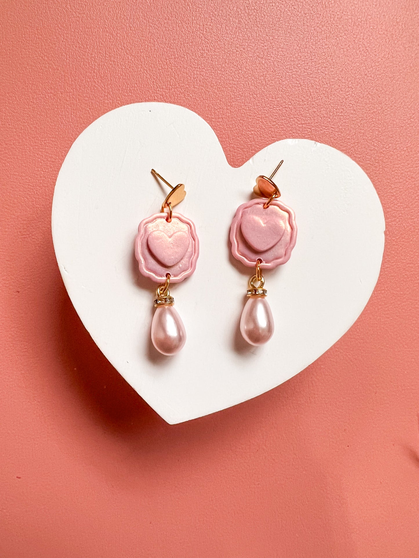 Framed Heart Dangles w/ Drop